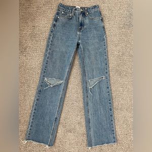 Straight leg ripped jeans